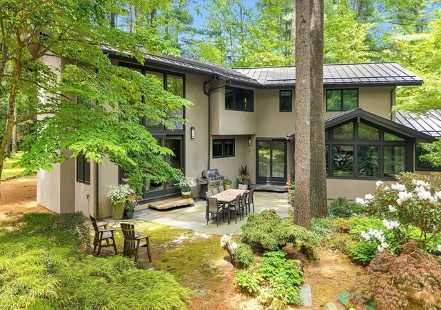 1st image of 6 Baldwin Circle, Weston, MA 02493 | MLS# 73532387