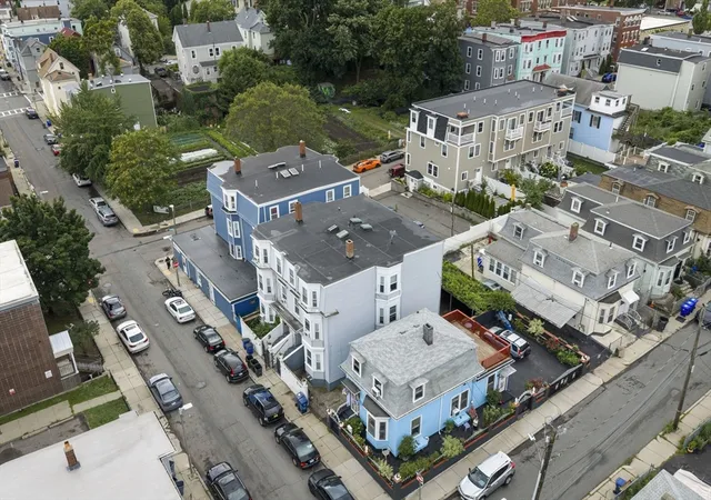3rd image of 121 George St, Roxbury, MA 02119 | MLS# 73558751