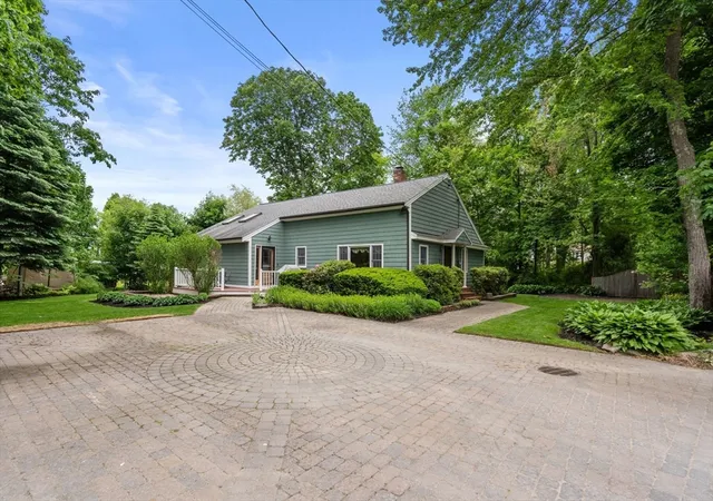 1st image of 18 Ivy Rd, Littleton, MA 01460 | MLS# 73532011