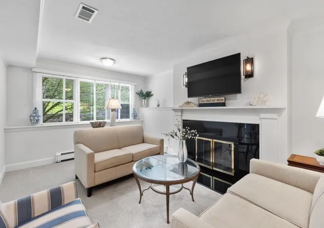 4th image of 84 Walpole St #1C, Canton, MA 02021 | MLS# 73527560