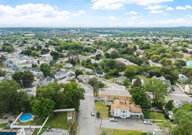 38th image of 160 Hampshire St, Lowell, MA 01850 | MLS# 73562029