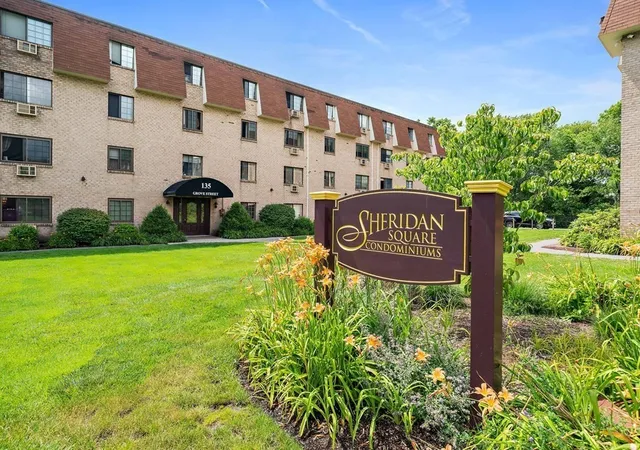 Homes for sale in Rockland, MA | 135 Grove Street #111, Rockland, MA 02370 | MLS# 73535117