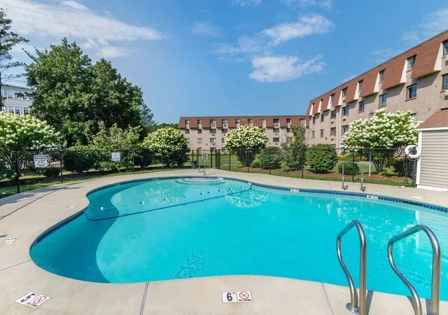Homes for sale in Rockland, MA | 135 Grove Street #111, Rockland, MA 02370 | MLS# 73535117