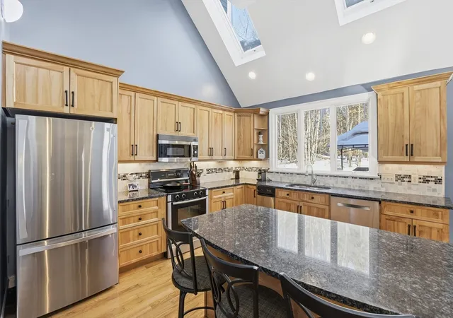 Homes for sale in Groton, MA | 15 Gilson Road, Groton, MA 01450 | MLS# 73522582