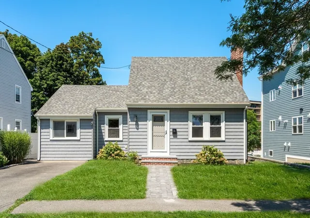 Photo 1 of Sale Pending at 36 Russell St, Quincy, MA 02171 | MLS# 73562288 | Listing updated on 2026-08-27