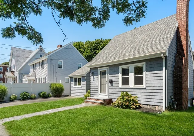 Photo 2 of Sale Pending at 36 Russell St, Quincy, MA 02171 | MLS# 73562288 | Listing updated on 2026-08-27