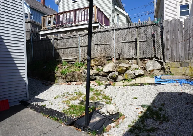 3rd image of 27 Shaw St, Lowell, MA 01851 | MLS# 73505421