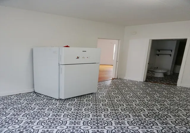 5th image of 27 Shaw St, Lowell, MA 01851 | MLS# 73505421
