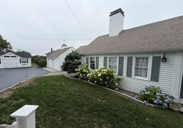 2nd image of 4 Onset Avenue, Buzzards Bay, MA 02532 | MLS# 73552648