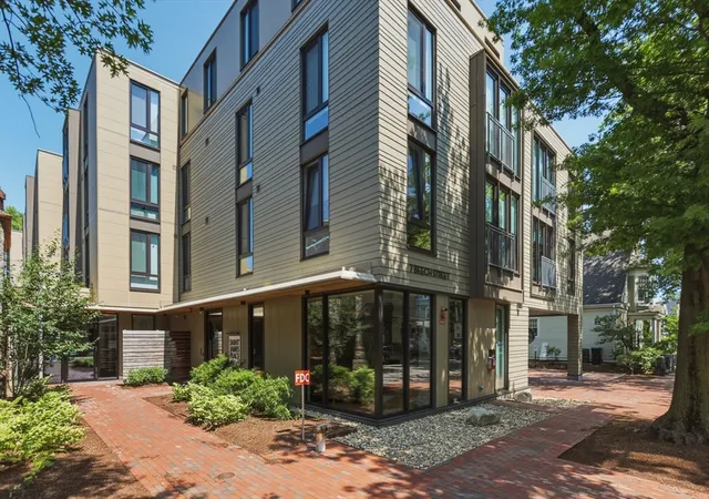 1st image of 7 Beech St #219, Cambridge, MA 02140 | MLS# 73556175