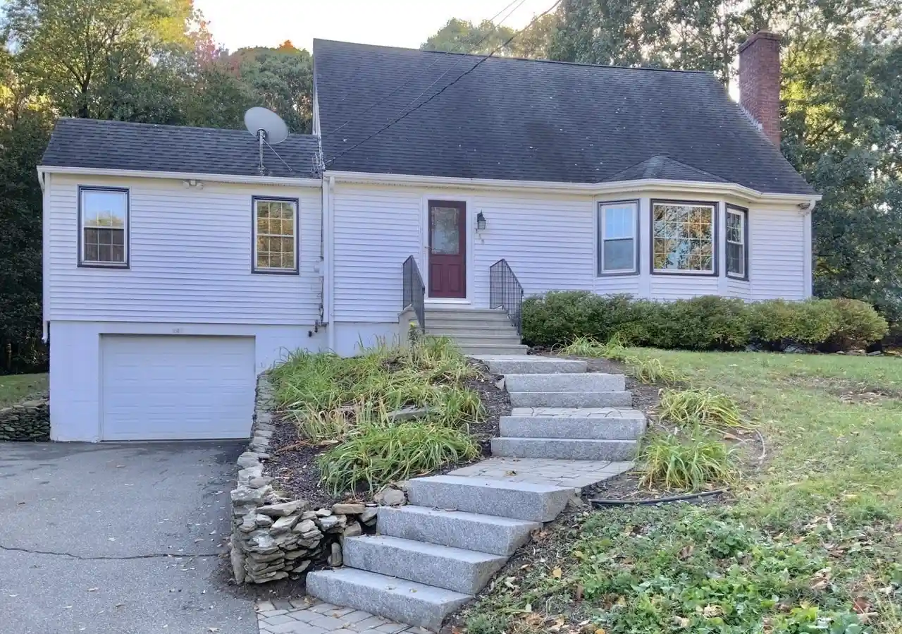 Photo 1 of Single family home for sale at 143 Highland St, Lunenburg, MA 01462 | MLS# 73591239 | Listing updated on 2026-10-29