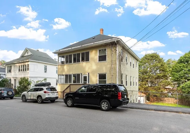 3rd image of 181 Park Street, Gardner, MA 01440 | MLS# 73562108