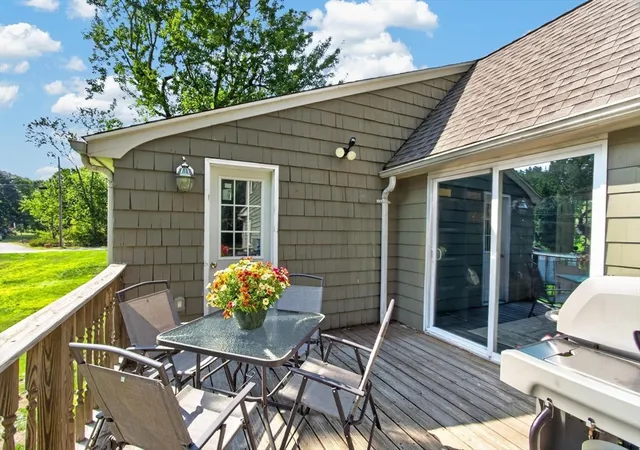 3rd image of 91 Carlisle Road, Westford, MA 01886 | MLS# 73555974