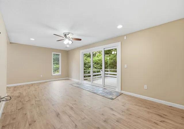 4th image of 9 Flintlock Ln, Amherst, MA 01002 | MLS# 73561047