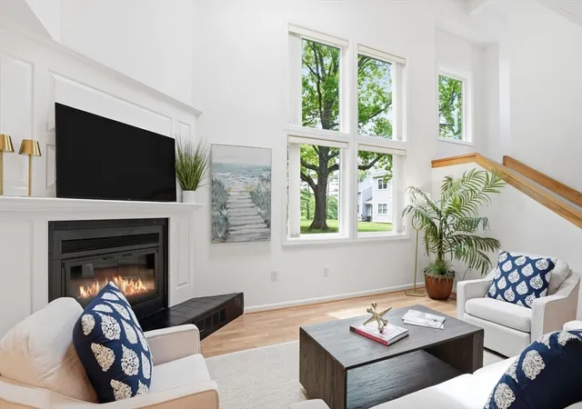 Homes for sale in Hingham, MA | 101 Tuckers Lane #101, Hingham, MA 02043 | MLS# 73525954