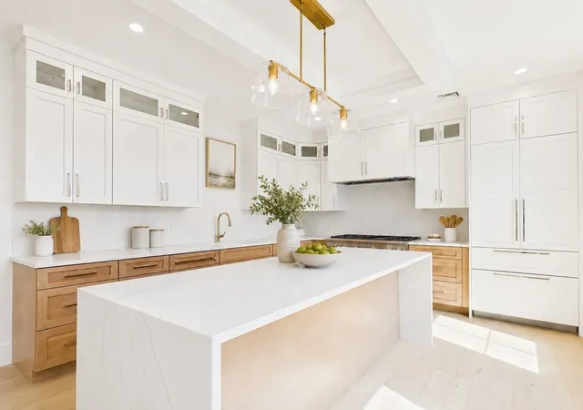 3rd image of 244 L Street #2, South Boston, MA 02127 | MLS# 73558108