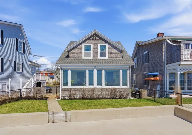 4th image of 85 Willow Rd, Nahant, MA 01908 | MLS# 73500635