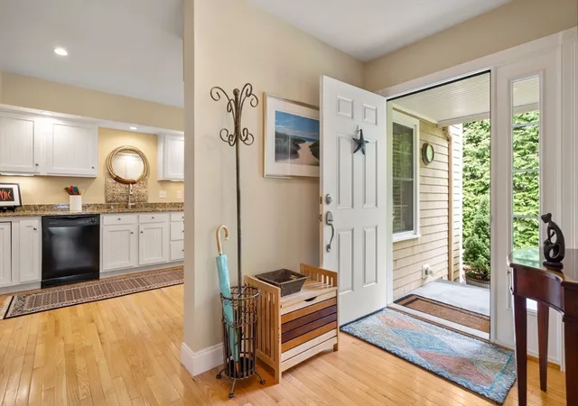 3rd image of 9 Kyle Path #9, Scituate, MA 02066 | MLS# 73425929