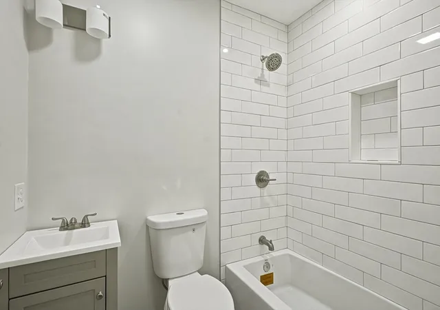 image of 4 Mayhew St, Framingham, MA 01702