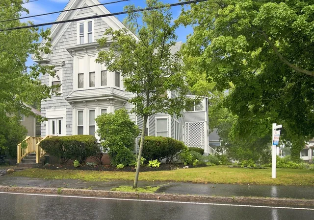 1st image of 418 Ash St, Brockton, MA 02301 | MLS# 73559217