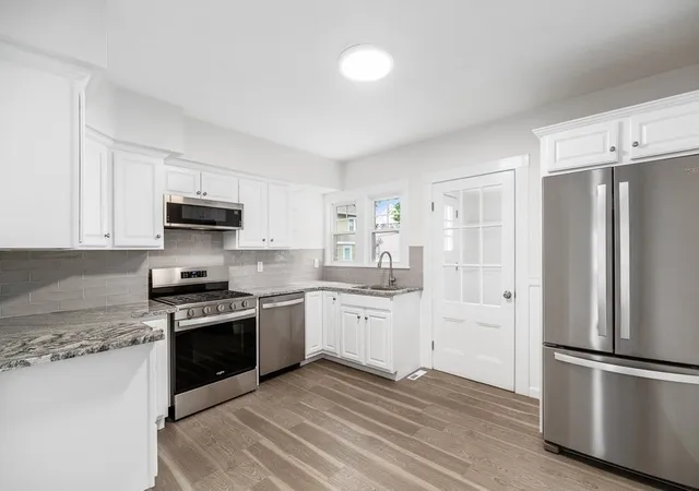 Photo 3 of Condo for sale at 19 33 Richardson Ave #31, Wakefield, MA 01880 | MLS# 73565584 | Listing updated on 2026-09-12