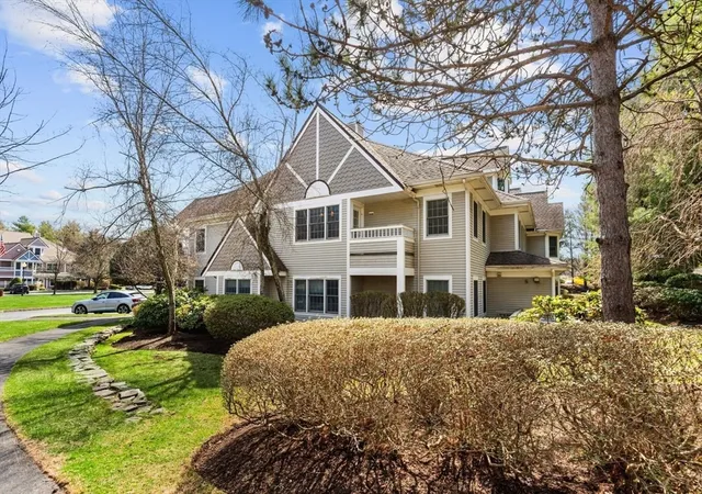 Homes for sale in Lexington, MA | 661 Lowell St, Lexington, MA 02420