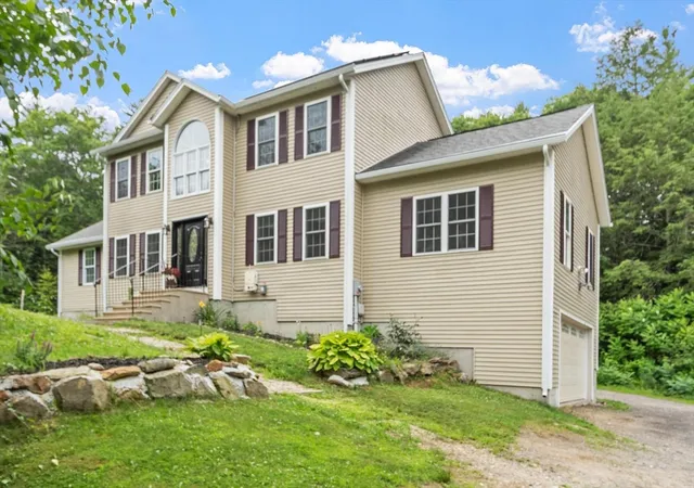 Homes for sale in Winchendon, MA | 365 Benjamin St, Winchendon, MA 01475 | MLS# 73546210
