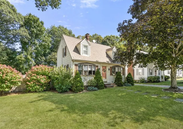 Homes for sale in Norwood, MA | 285 Vernon St, Norwood, MA 02062 | MLS# 73540192