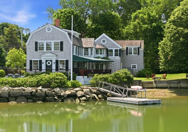 Homes for sale in Duxbury, MA | 644 Washington St, Duxbury, MA 02332 | MLS# 73537735