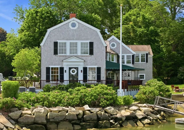 Homes for sale in Duxbury, MA | 644 Washington St, Duxbury, MA 02332 | MLS# 73537735
