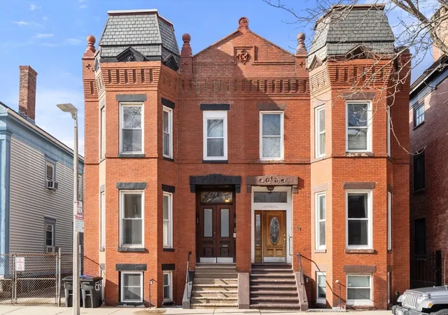 1st image of 564 E 5th St, Boston, MA 02127 | MLS# 73479662