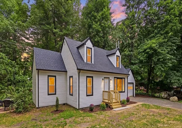 Homes for sale in Westfield, MA | 26 Wood Rd Ext, Westfield, MA 01085 | MLS# 73538352