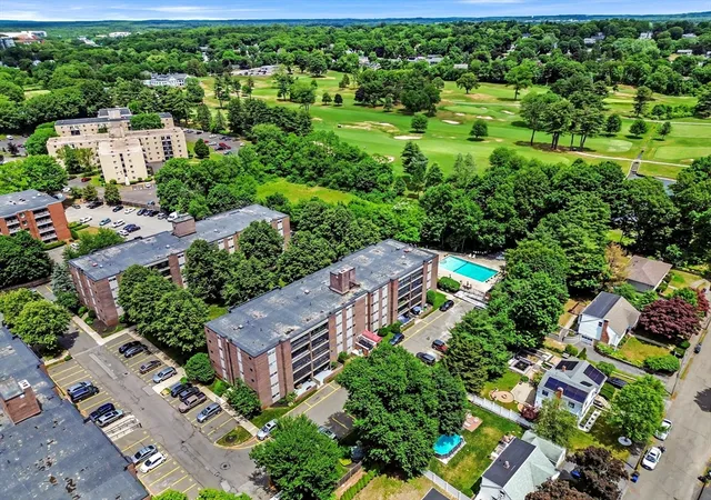 Homes for sale in Stoneham, MA | 66 Main St #11A, Stoneham, MA 02180 | MLS# 73538009