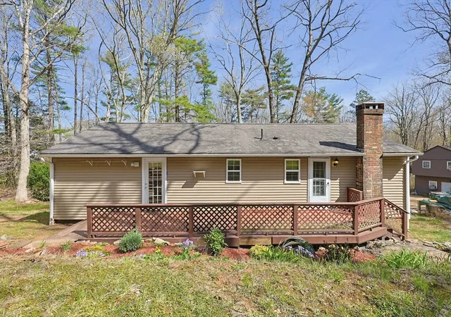 Homes for sale in Holland, MA | 124 Old County Road, Holland, MA 01521 | MLS# 73510621