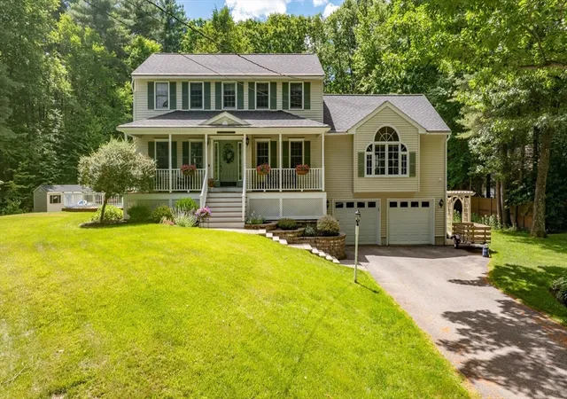1st image of 32 Kristin Dr, Derry, NH 03038 | MLS# 73538122