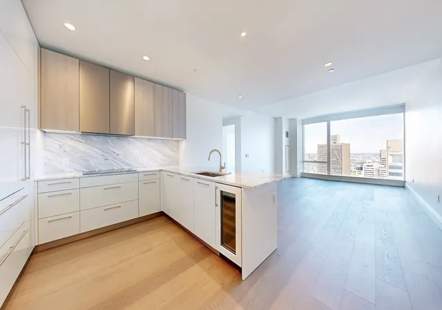 2nd image of 240 Devonshire Street #4014, Boston, MA 02110 | MLS# 73542021