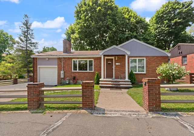 2nd image of 24 Taylor Rd, Lynn, MA 01904 | MLS# 73558072