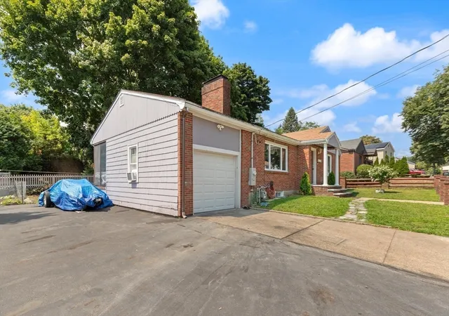 5th image of 24 Taylor Rd, Lynn, MA 01904 | MLS# 73558072