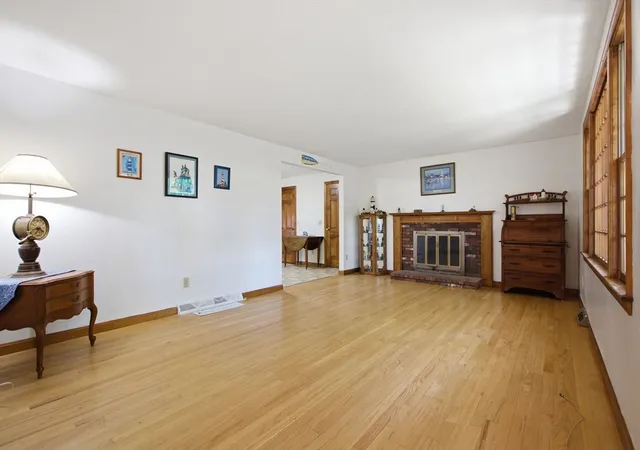 5th image of 38 Mcnamara Rd, West Yarmouth, MA 02673 | MLS# 73561576