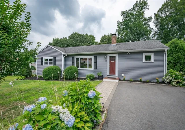 1st image of 175 Edgewater Dr, Framingham, MA 01702 | MLS# 73556893