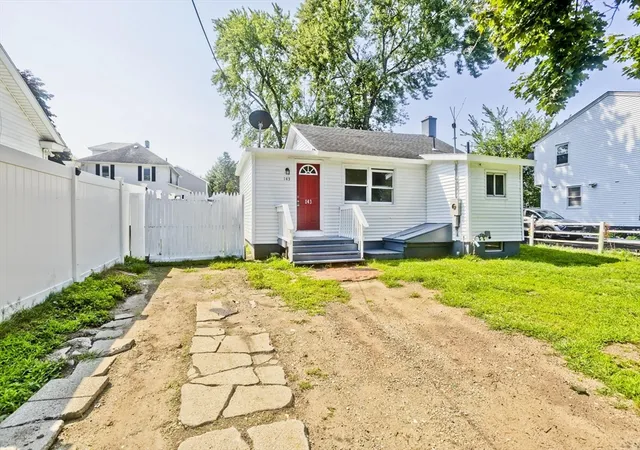 1st image of 143 Davenport St, Springfield, MA 01119 | MLS# 73563636