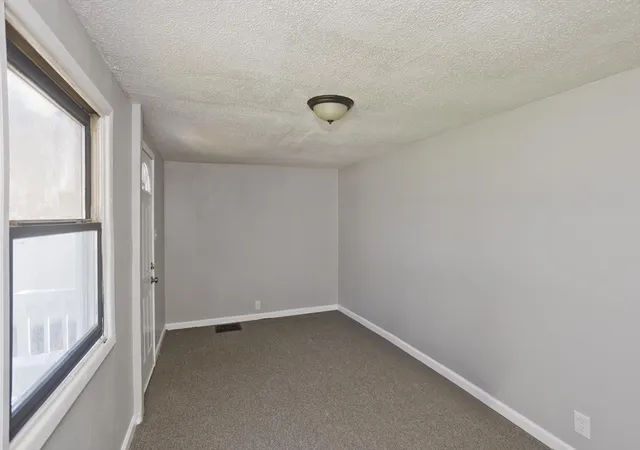 5th image of 143 Davenport St, Springfield, MA 01119 | MLS# 73563636