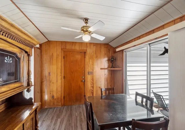 5th image of 430 Williams Rd, Fitchburg, MA 01420 | MLS# 73558197