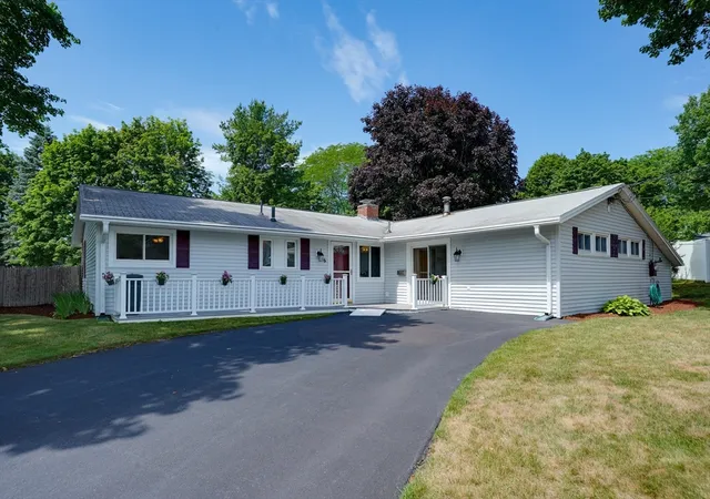 Homes for sale in Peabody, MA | 6 Donna St, Peabody, MA 01960 | MLS# 73547035