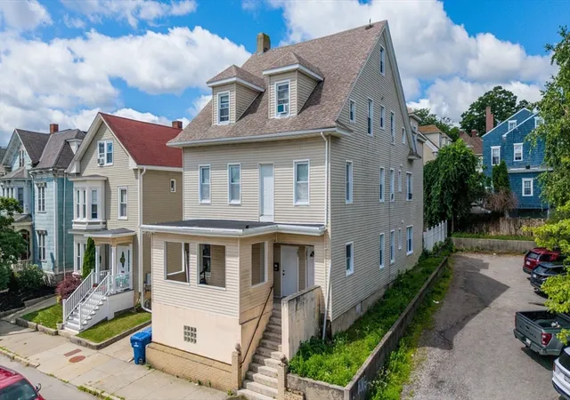 Photo 2 of Sale Pending at 283 Pleasant St, New Bedford, MA 02740 | MLS# 73557985 | Listing updated on 2026-09-29
