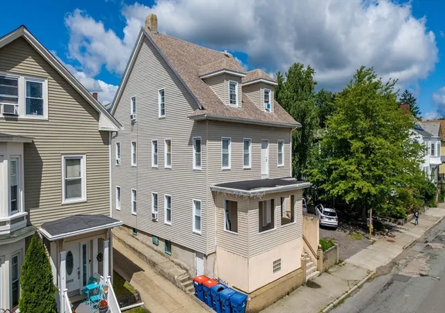 Photo 3 of Sale Pending at 283 Pleasant St, New Bedford, MA 02740 | MLS# 73557985 | Listing updated on 2026-09-29