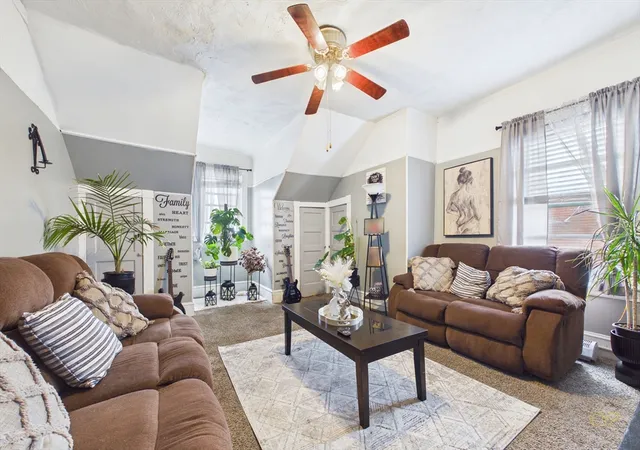 Photo 3 of Sale Pending at 283 Pleasant St, New Bedford, MA 02740 | MLS# 73557985 | Listing updated on 2026-09-29