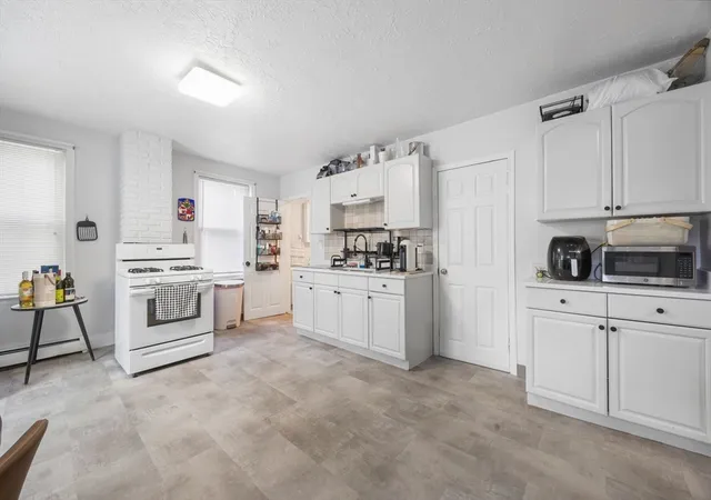 5th image of 250 Tremont St, Melrose, MA 02176 | MLS# 73566314