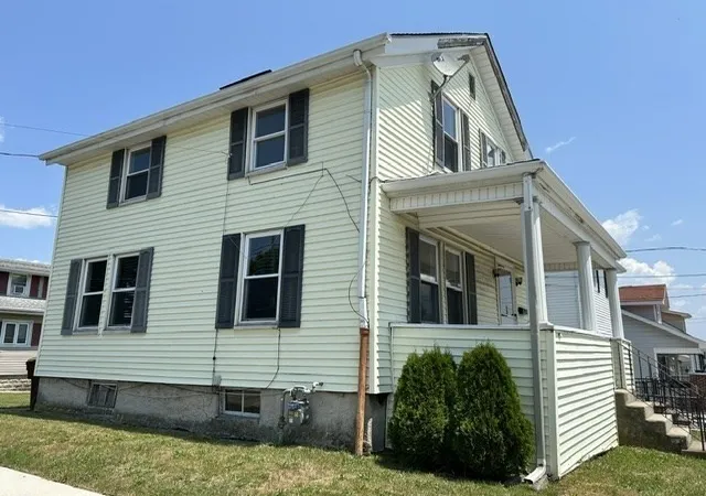Homes for sale in Fall River, MA | 1244 Presidents Ave, Fall River, MA 02720 | MLS# 73545610