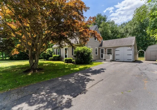 2nd image of 40 Washington St, Abington, MA 02351 | MLS# 73554126